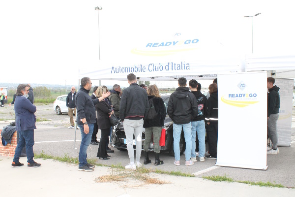 Corsi di guida sicura sull’ex-pista prova Alfa Romeo - image IMG-20230331-WA0001 on https://motori.net