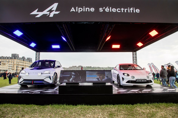 Reali e digitali i  prototipi della Macan elettrica - image A290__and_Alpine_Rally on https://motori.net