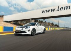 Un omaggio alle prime vittorie sportive di Jaguar E-type - image ALPINE_A110_R_Le_Mans_Limited_Edition-240x172 on https://motori.net