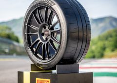 Ford espande la gamma per le competizioni - image Pirelli_P_Zero_Trofeo_RS-240x172 on https://motori.net