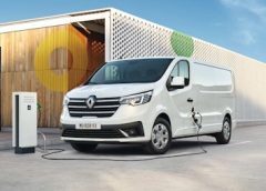 Nuove frontiere per la guida autonoma Nissan - image Renault-Trafic-Van-E-Tech-240x172 on https://motori.net