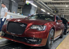 Si chiamerà Milano - image Chrysler-300C-ultima-serie-240x172 on https://motori.net
