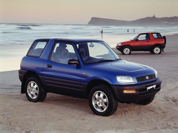 Frontera, la prima volta di Opel - image 1994-Toyota-RAV4-3-door-Australia on https://motori.net