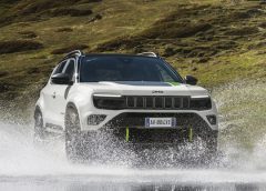 Anteprima mondiale: BMW M Hybrid V8 Art Car - image Avenger4xe-240x172 on https://motori.net