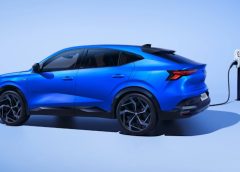 Nuova Toyota Yaris Cross - image RENAULT_RAFALE_E-TECH_4X4-240x172 on https://motori.net