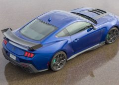 Revisione stilistica e più tecnologia per Toyota Yaris - image 2026-Mustang-Dark-Horse-SC-240x172 on https://motori.net