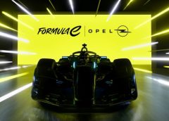 Toyota C-HR+, il nuovo SUV BEV dal design mozzafiato - image Opel-Formula-E-240x172 on https://motori.net