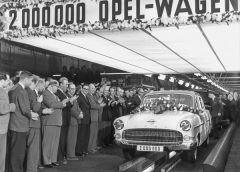 Adrenalina formato racing - image 1956-2-milioni-Opel-Kapitan-240x172 on https://motori.net