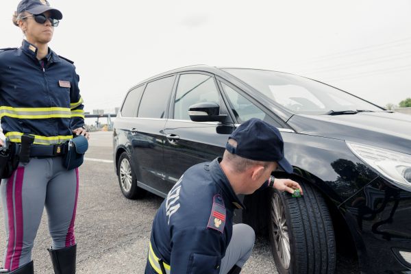 Listino prezzi Volvo V40 2017 - image 2022May04_0261-1 on https://motori.net