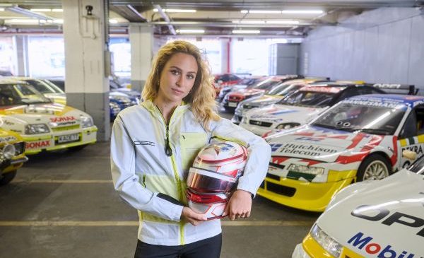 Sophia Flörsch si unisce al team Opel GSE Formula E