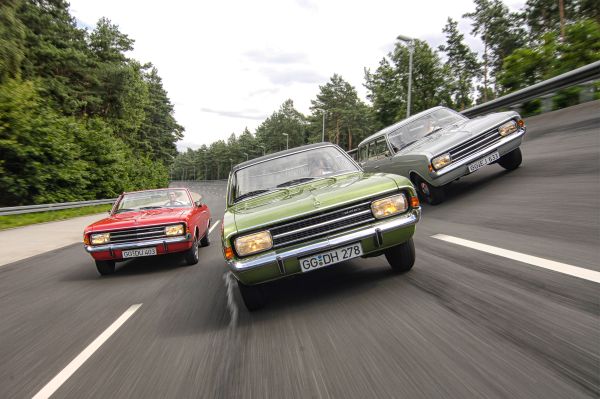 Alta tecnologia e dinamismo nel segmento delle automobili compatte - image 1966-Opel-Rekord-C on https://motori.net