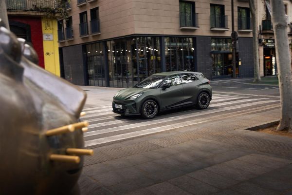 L’automobile che sfida le convenzioni - image CUPRA-Raval on https://motori.net