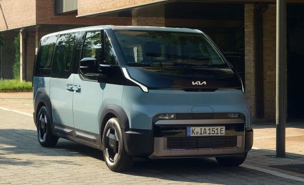 Kia espande la gamma PV5 Passenger
