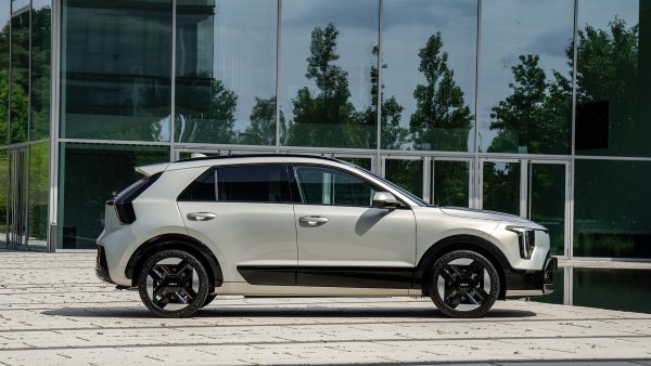 Renault punta sul GPL - image Kia-Niro on https://motori.net